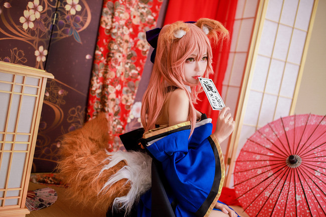 《WHIKO人类观察日记》内地首展亮相深圳来福士广场|半岛web版登录入口